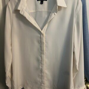 Banana Republic Long sleeve 'Tailo' button down, womans small